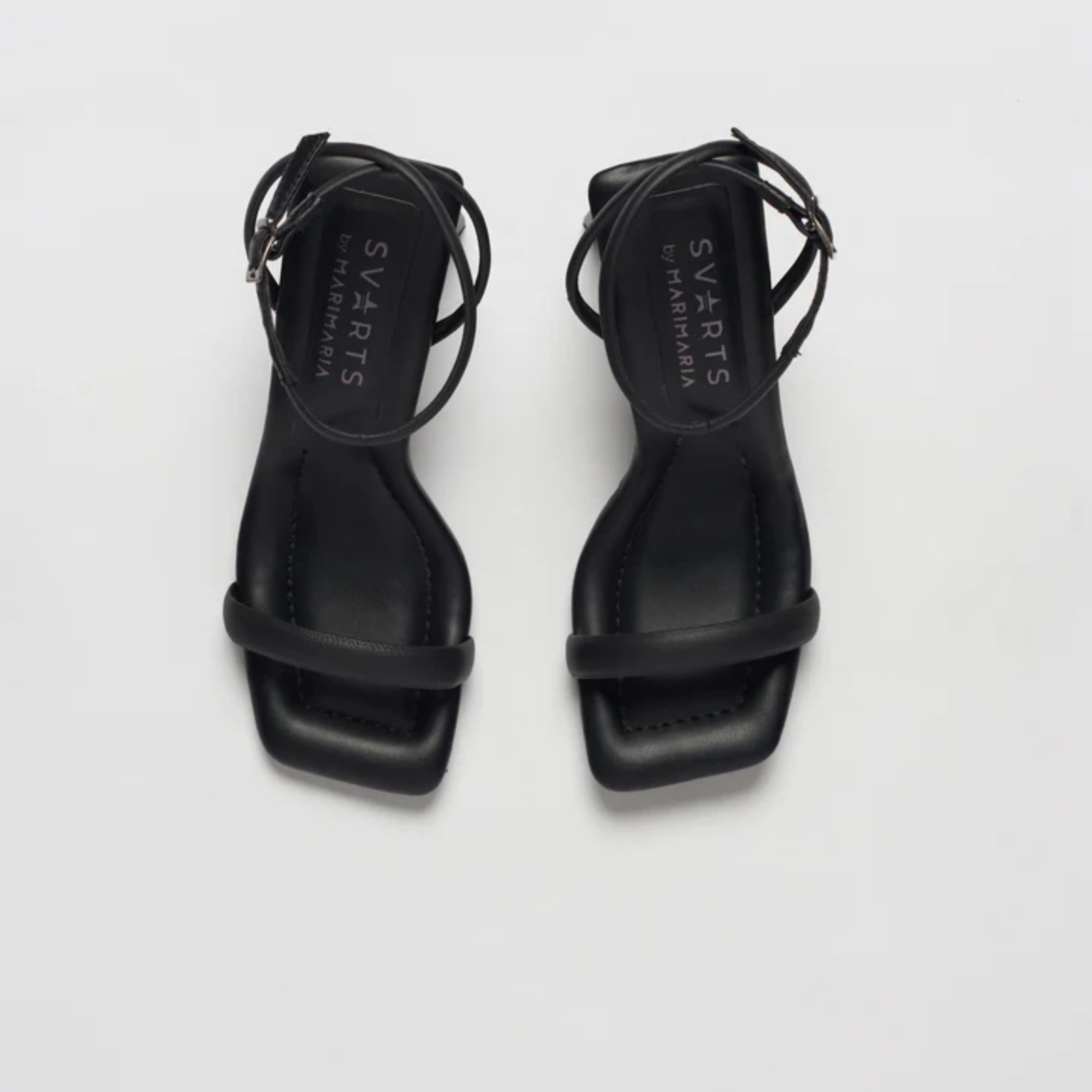 Sandália Couro Salto Bloco Maria Preta