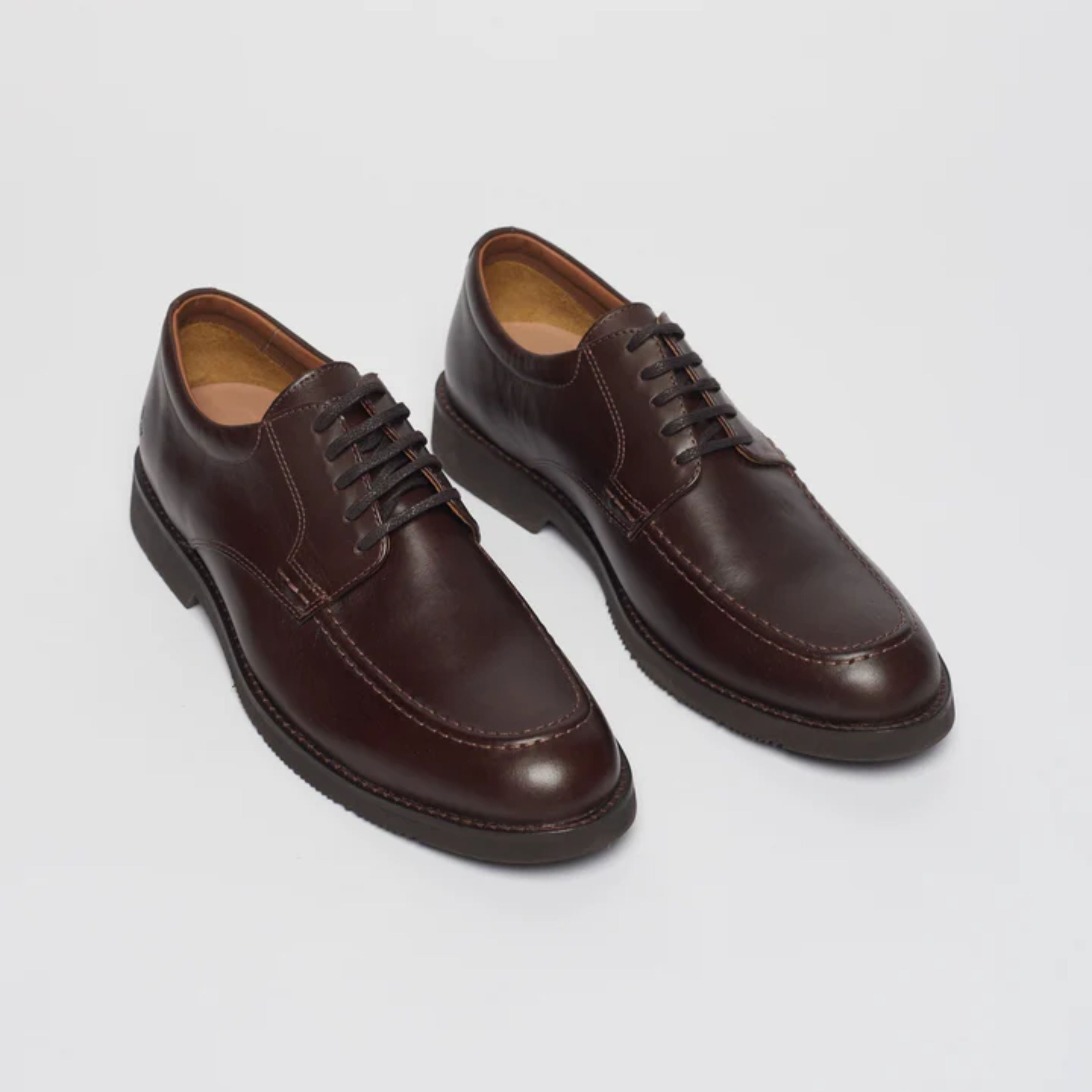 Sapato Manhattan Scot Café