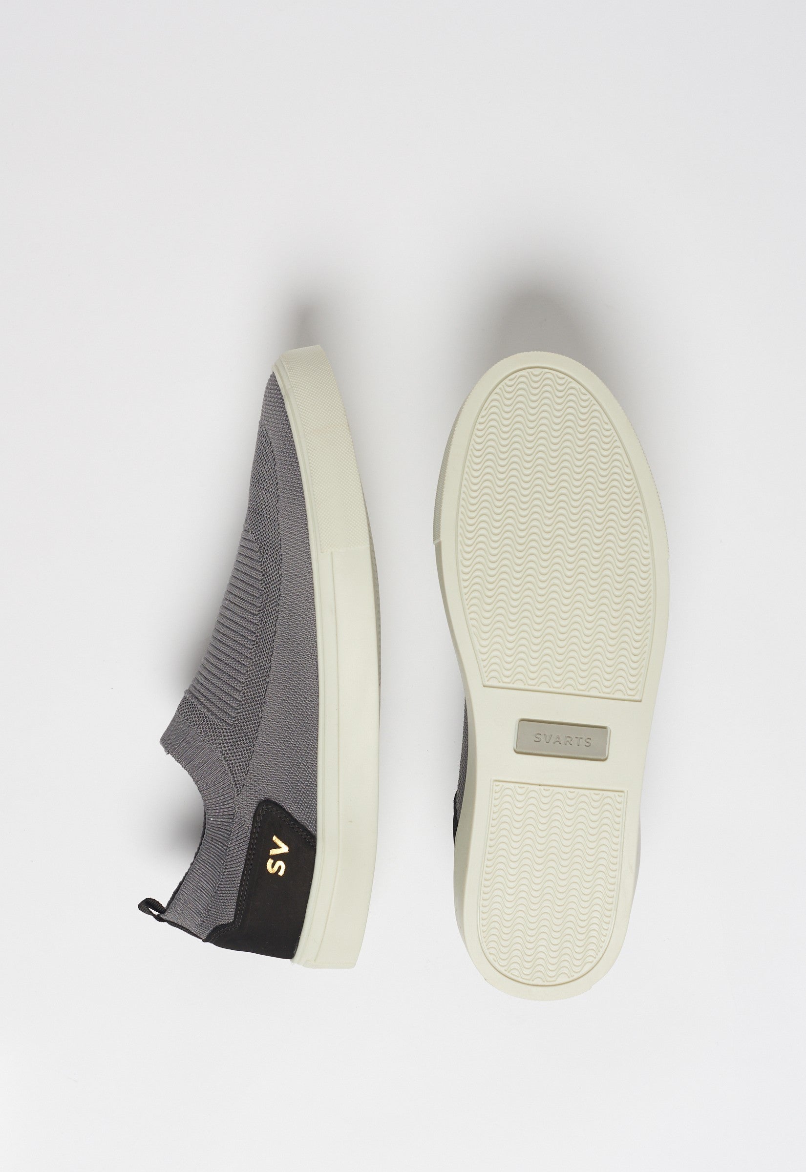 Tênis Slip Knit Cinza