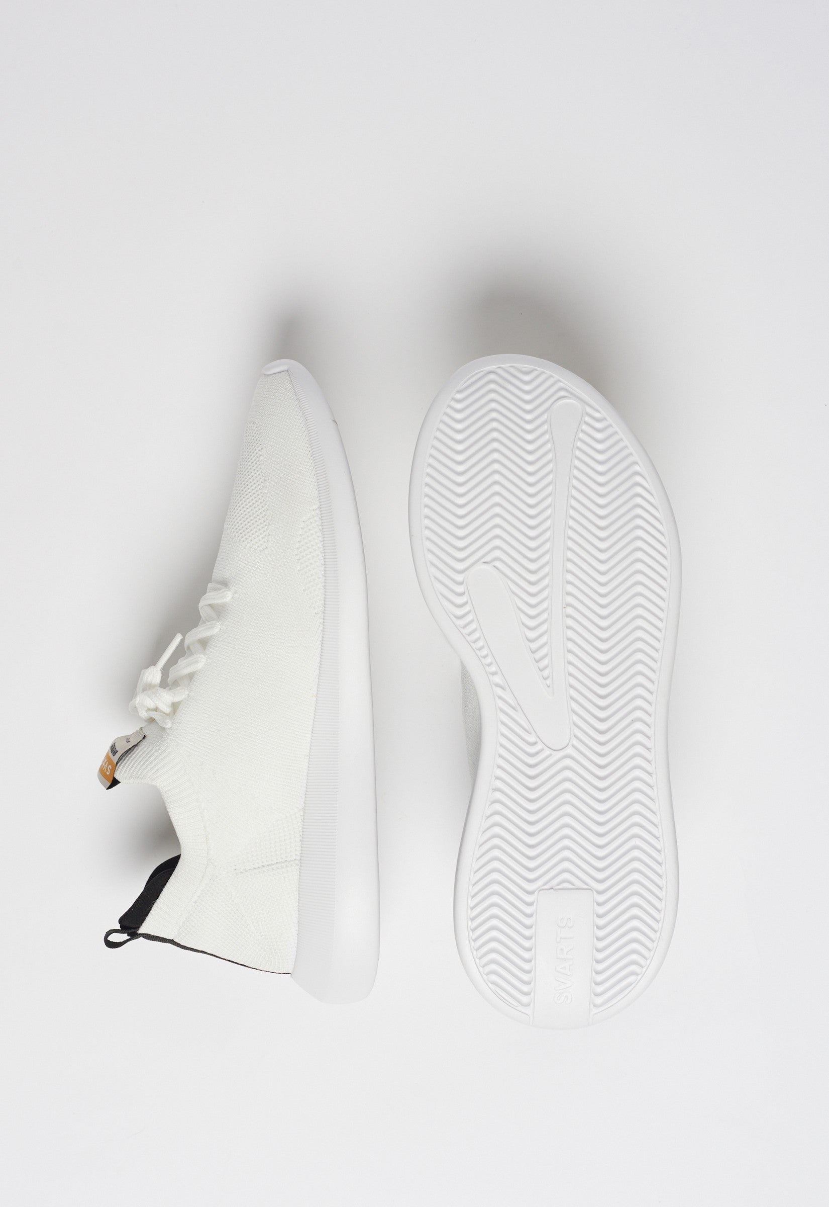 Tênis Knit Comfy Branco