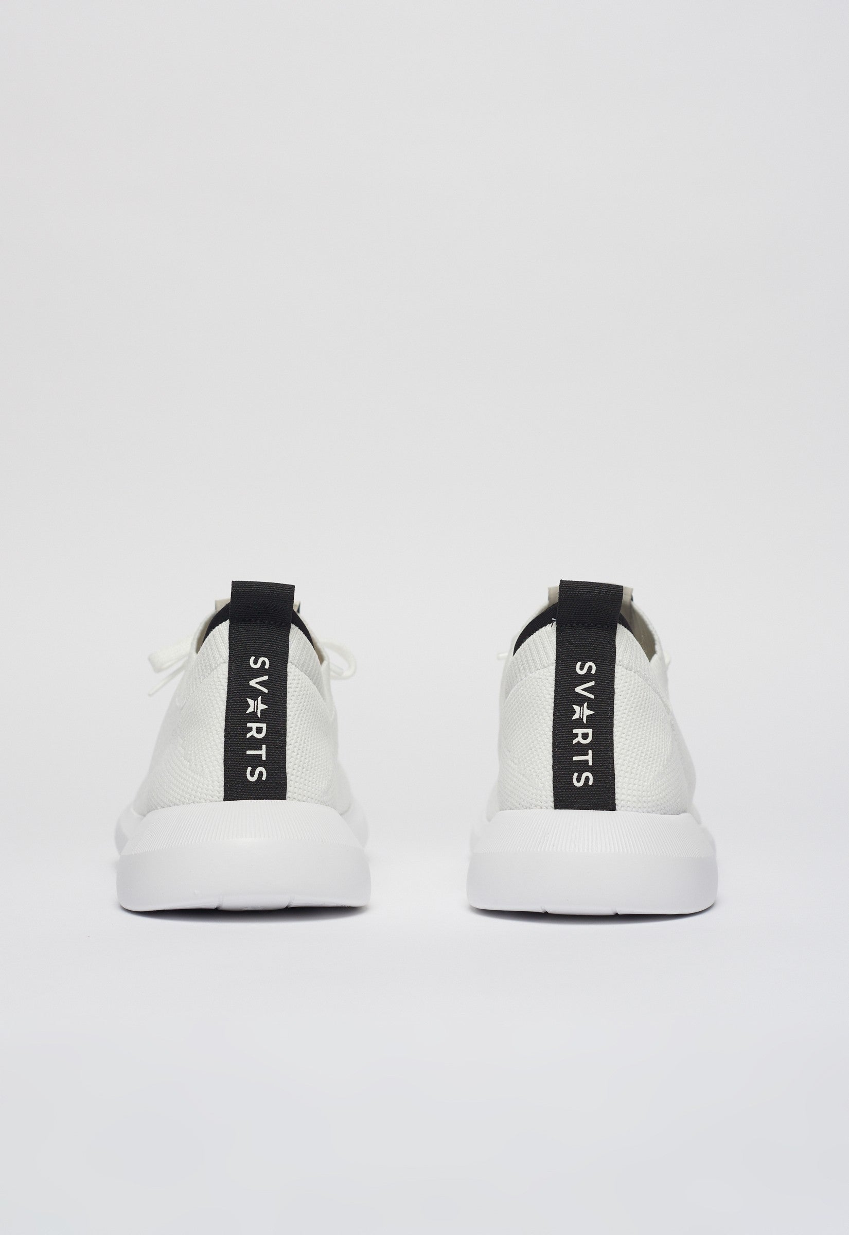 Tênis Knit Comfy Branco