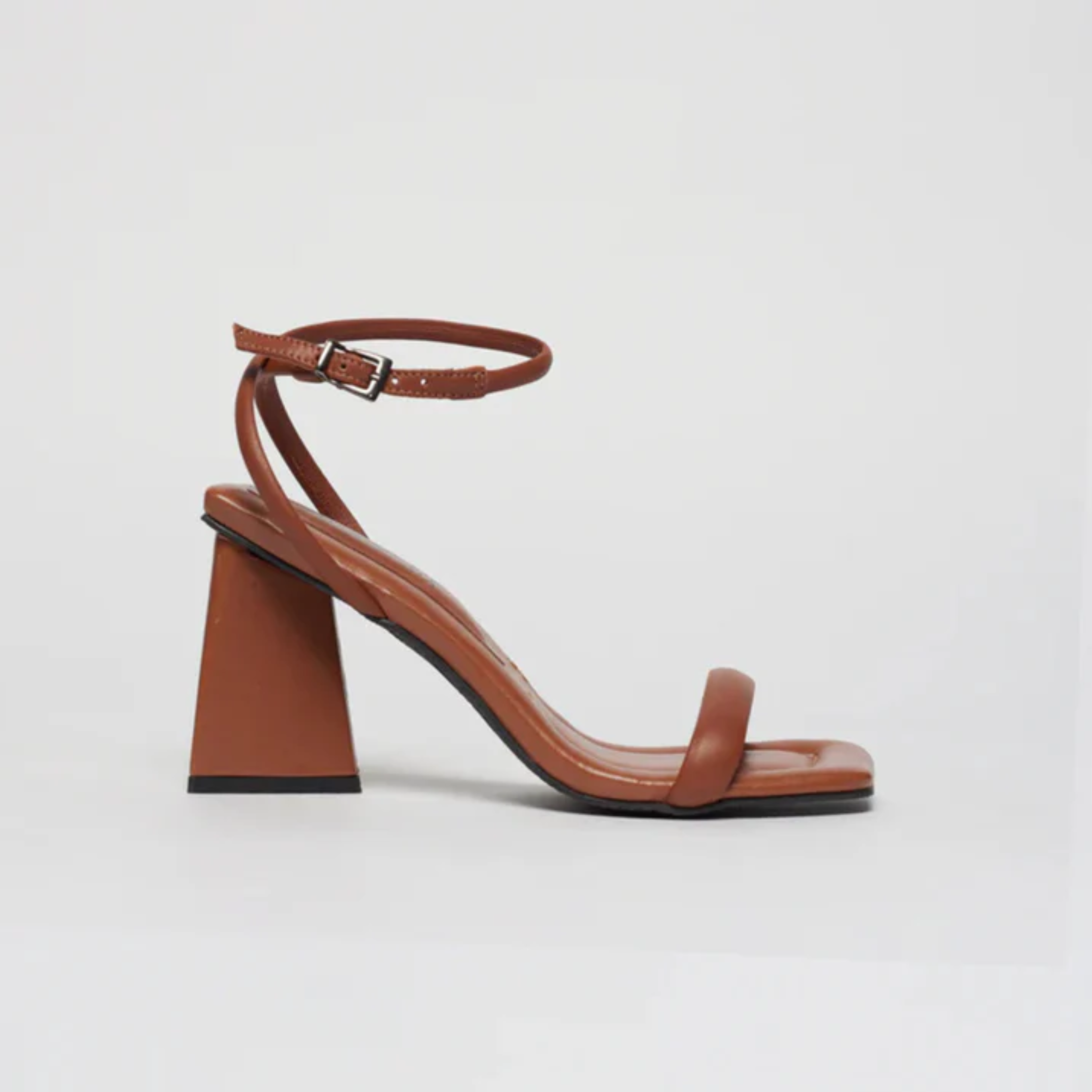 Sandália Couro Salto Bloco Maria Whisky