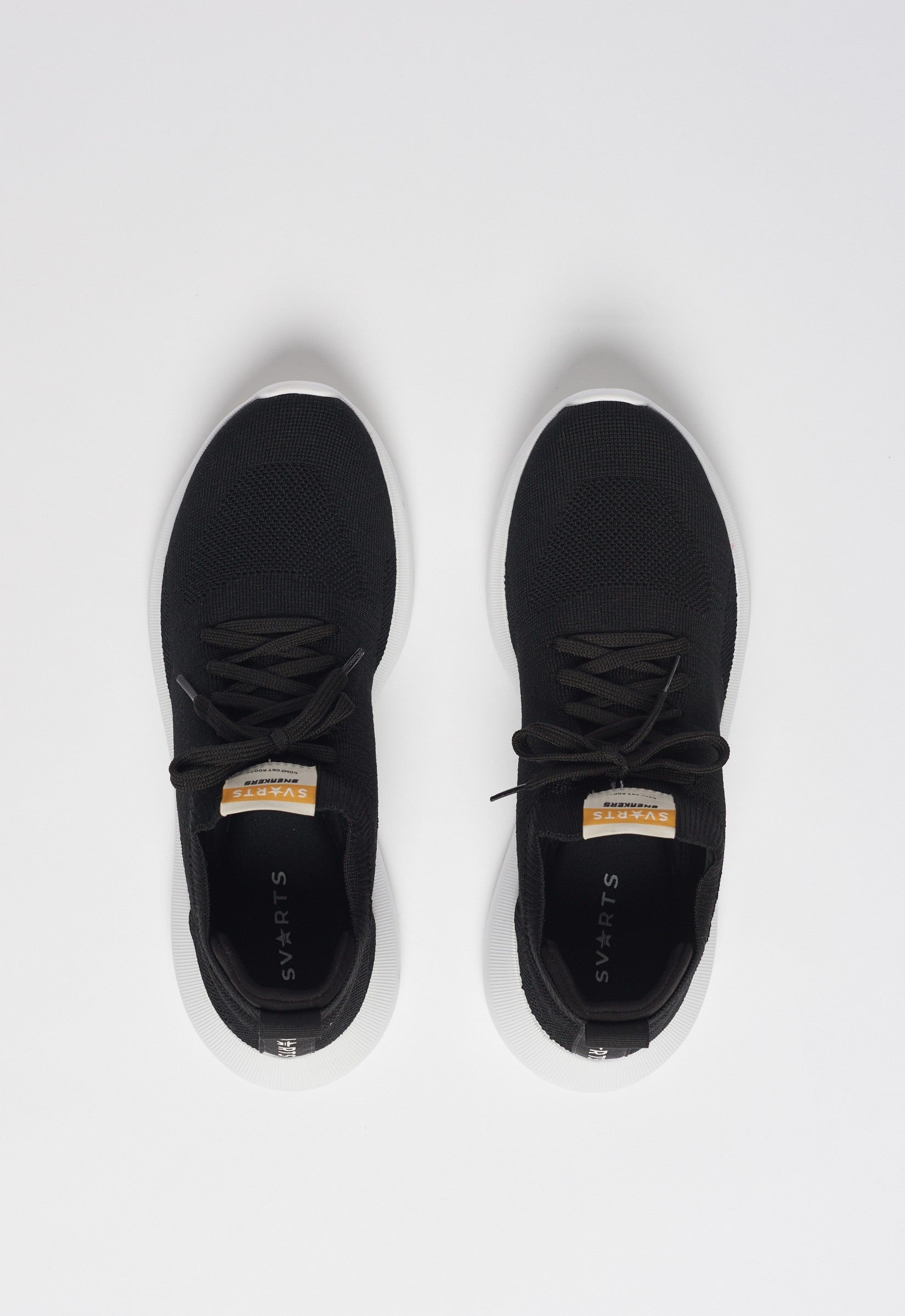 Tênis Knit Comfy Preto