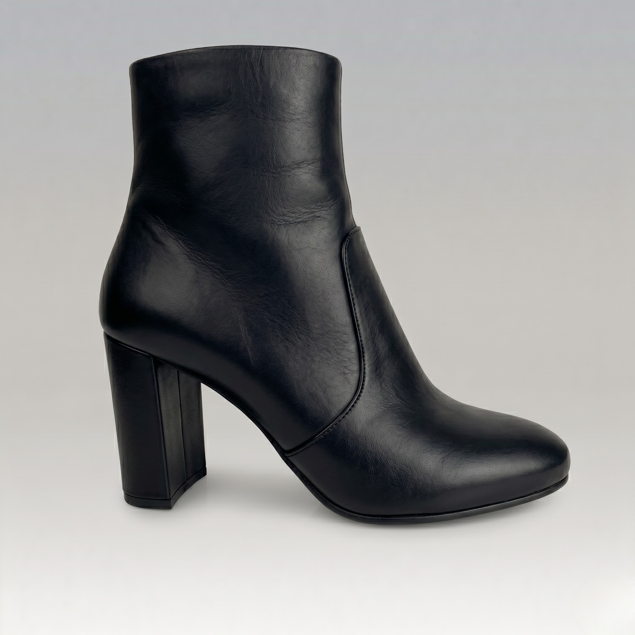 Bota Couro Sofia Preta — Svarts