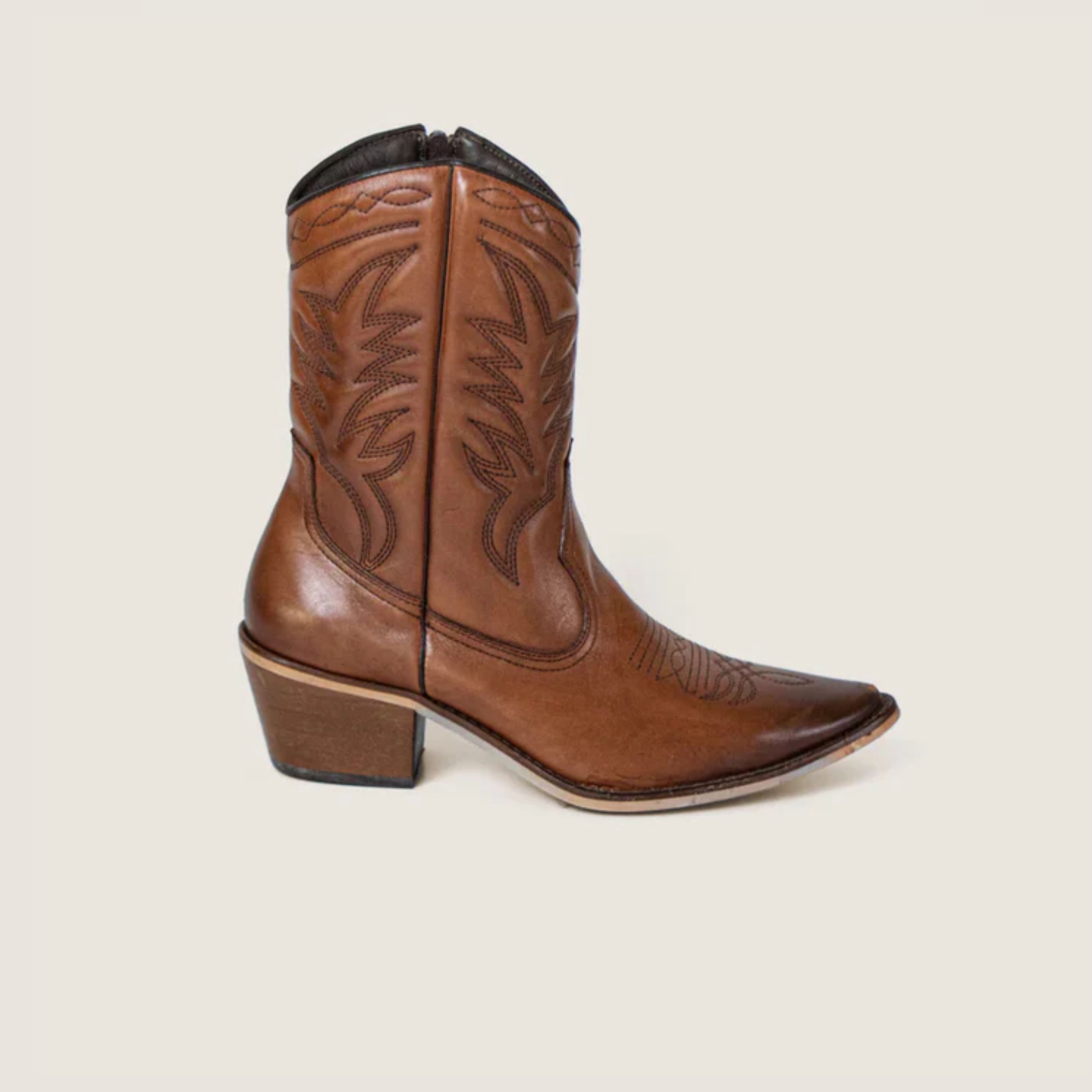 Bota Western Cano Médio Couro Tan