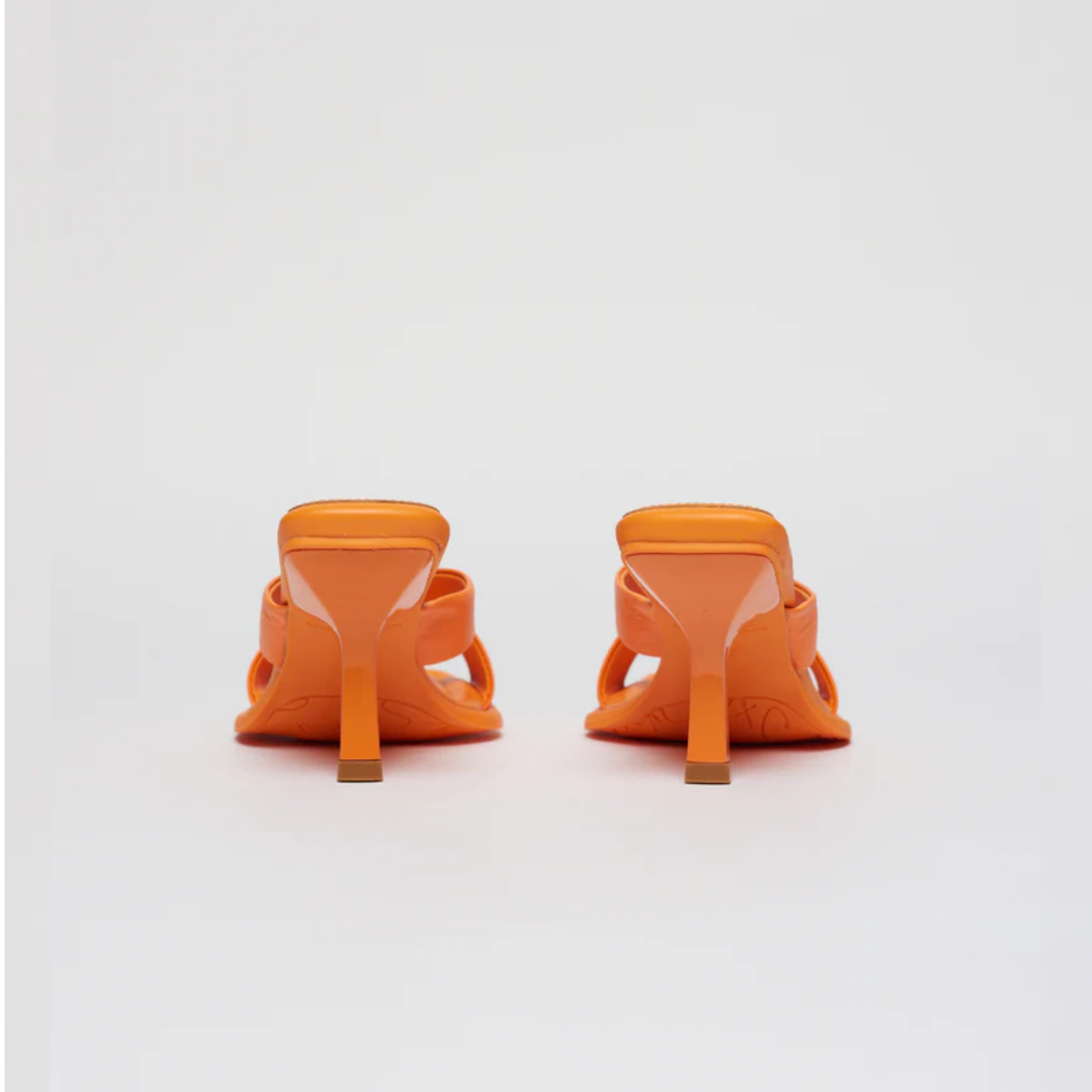 Sandália Couro Salto Médio Mari Maria Laranja