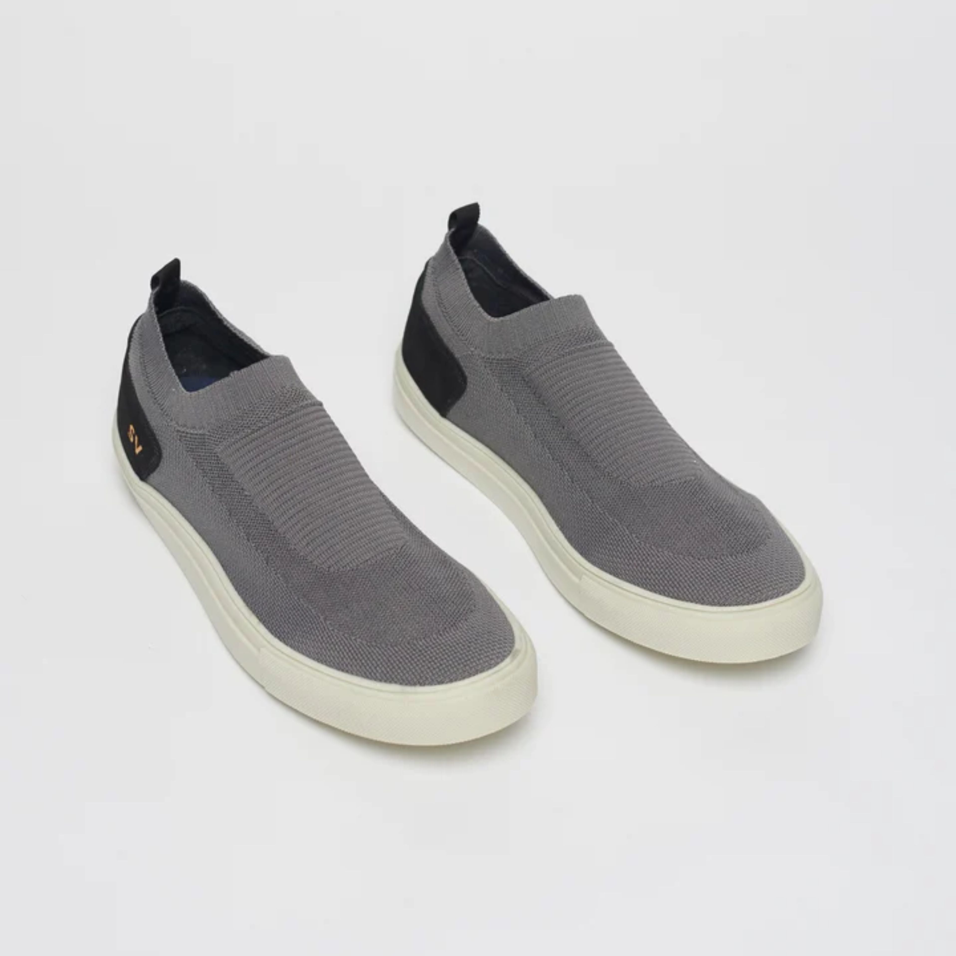 Tênis Slip Knit Cinza