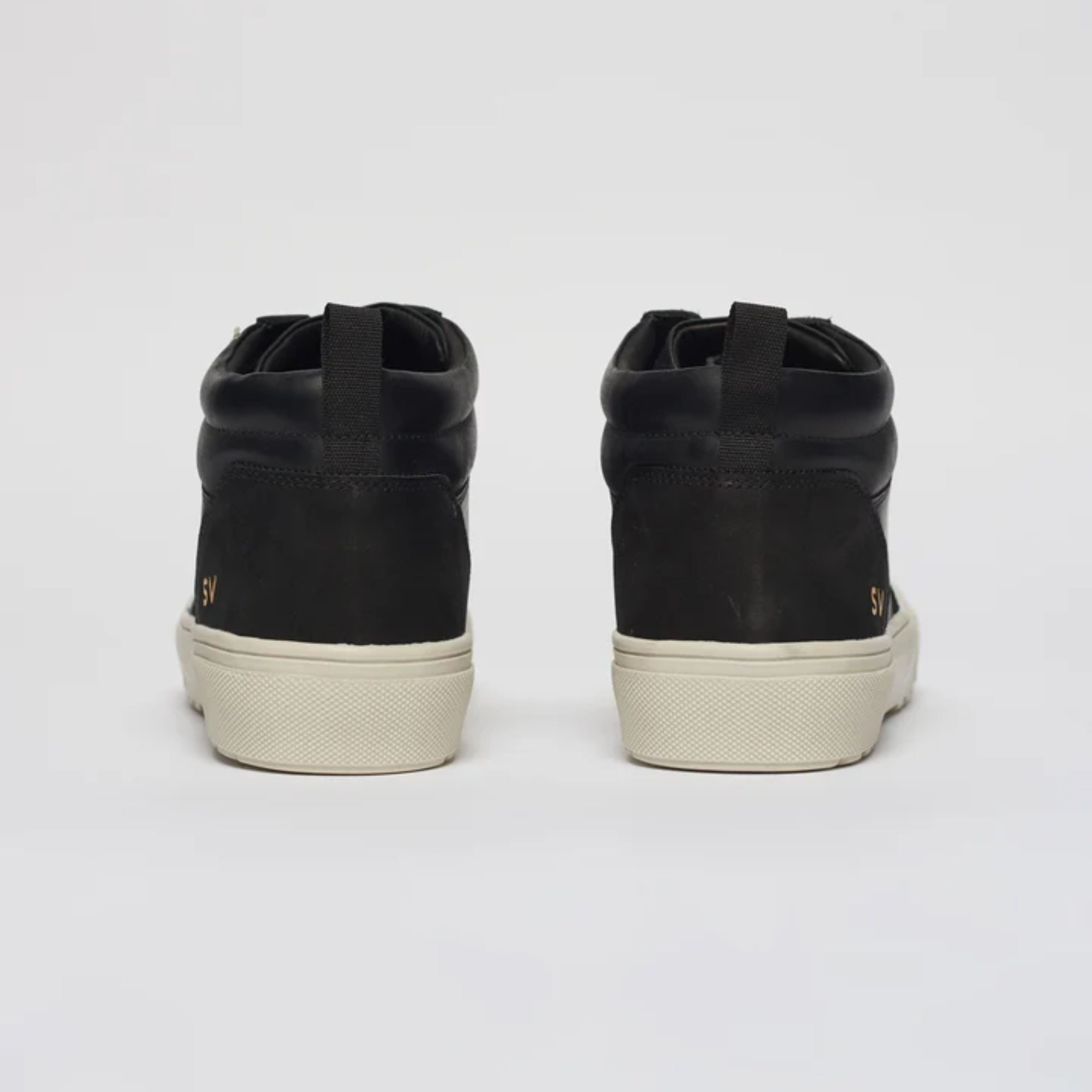 Bota Storm Preto