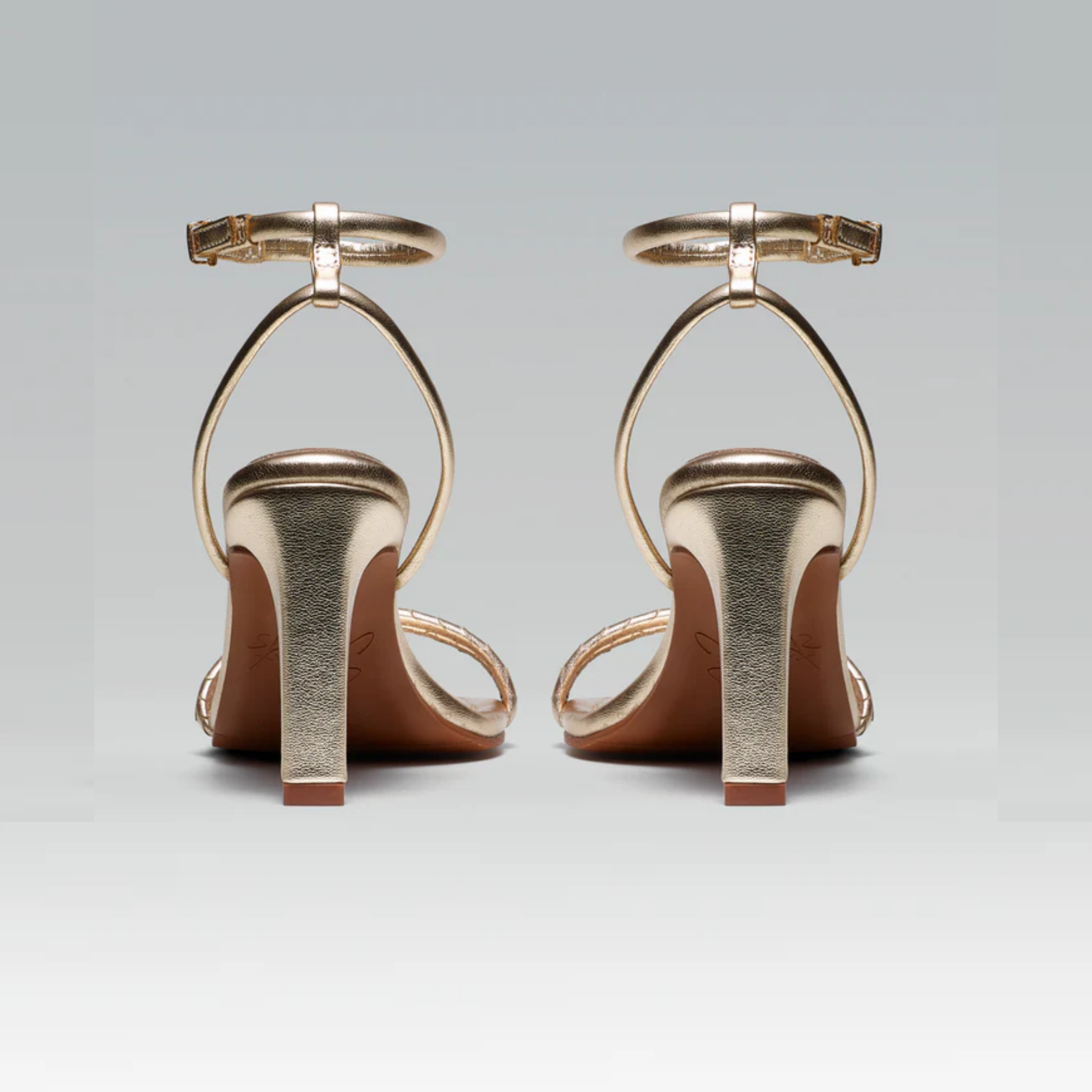 Sandália Couro Salto Alto navalhado Bianca Ouro Light