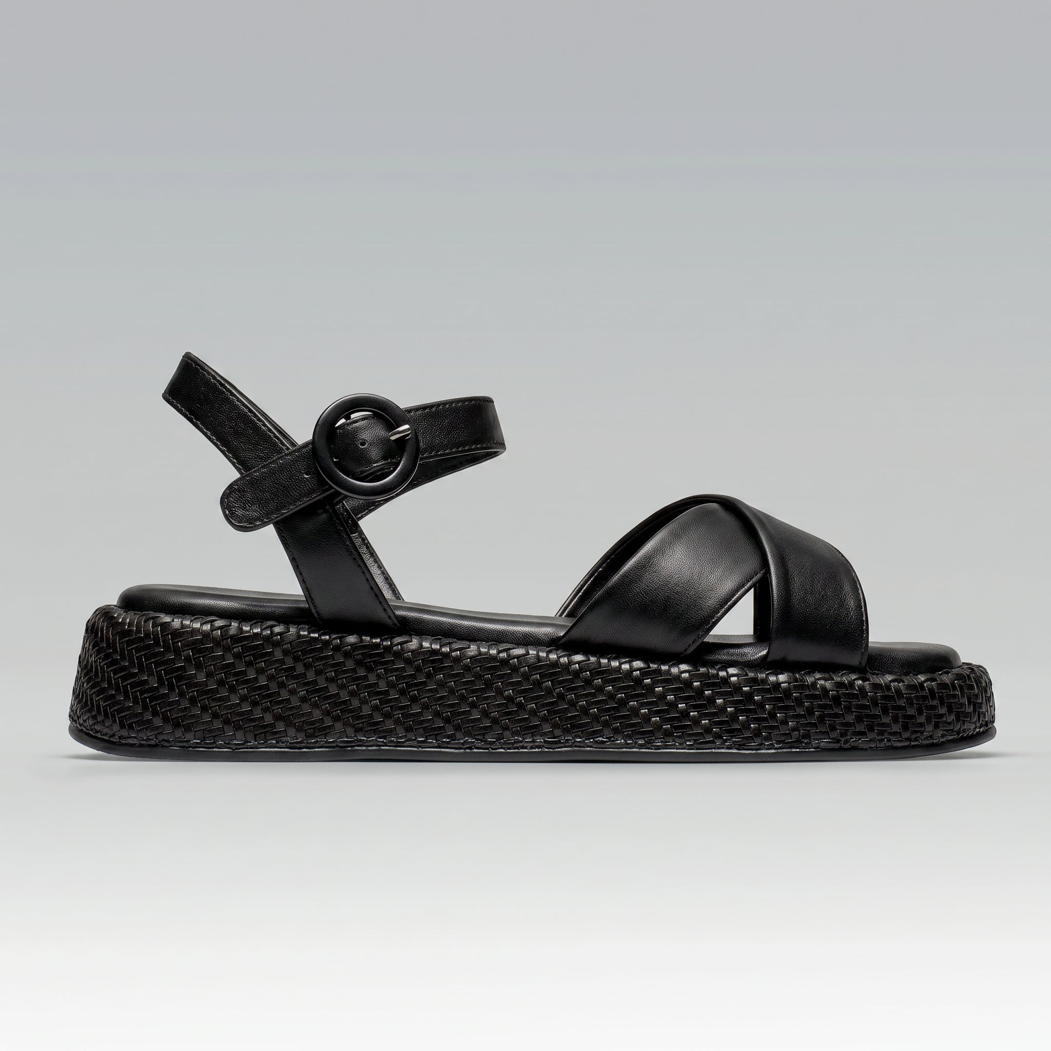 Anabela Flatform Couro Isa Preta — Svarts