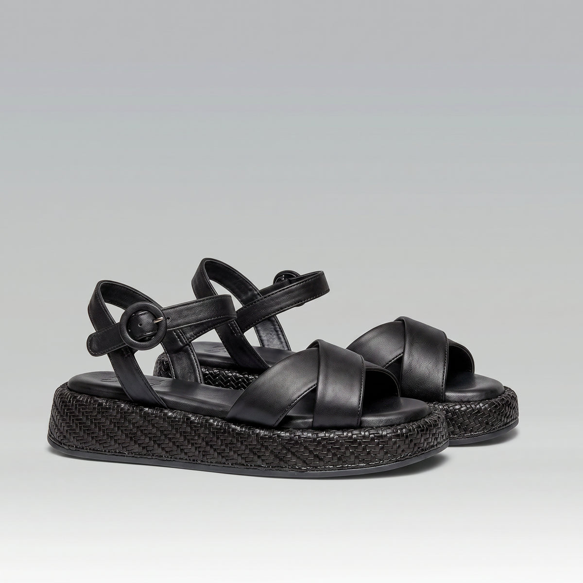 Anabela Flatform Couro Isa Preta