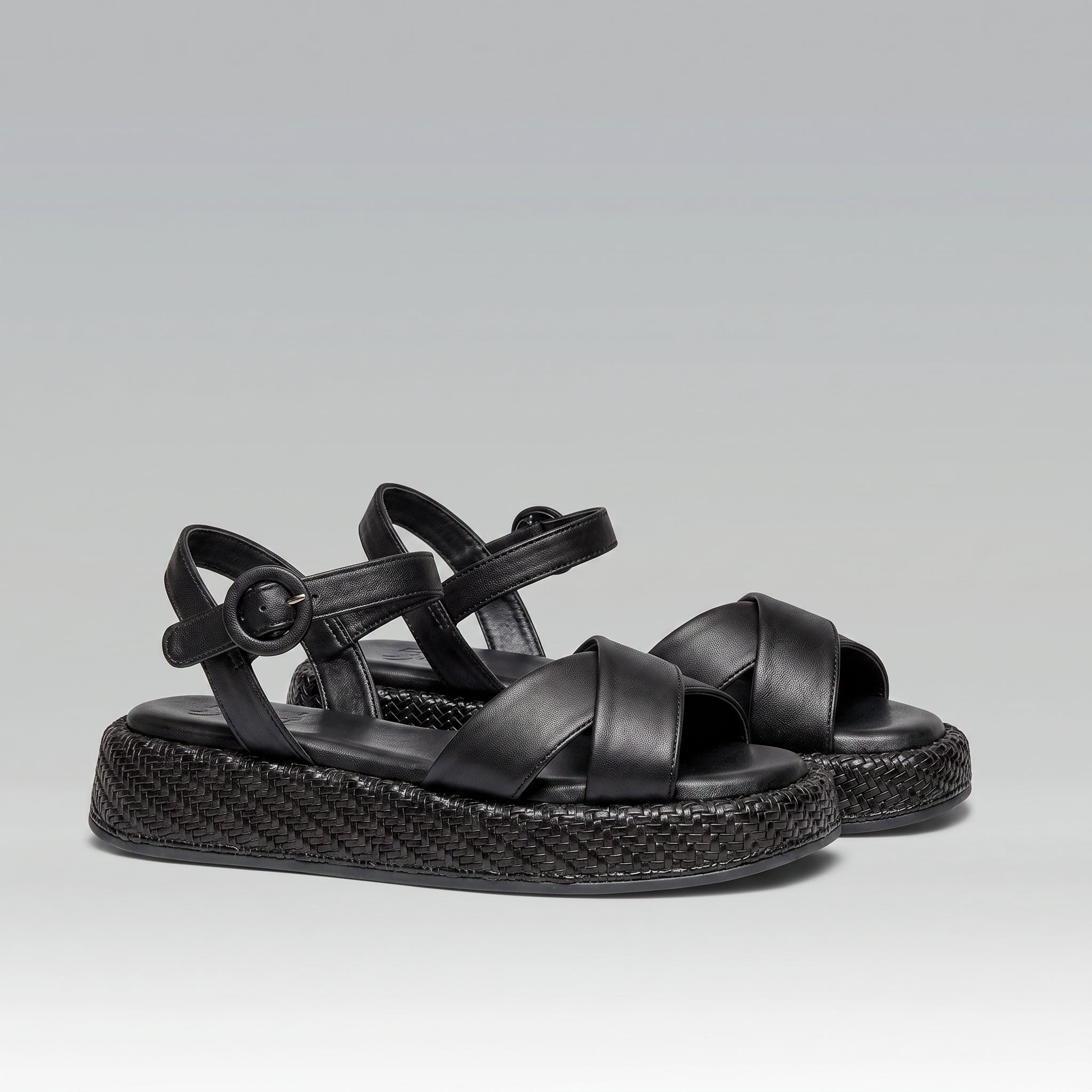 Anabela Flatform Couro Isa Preta