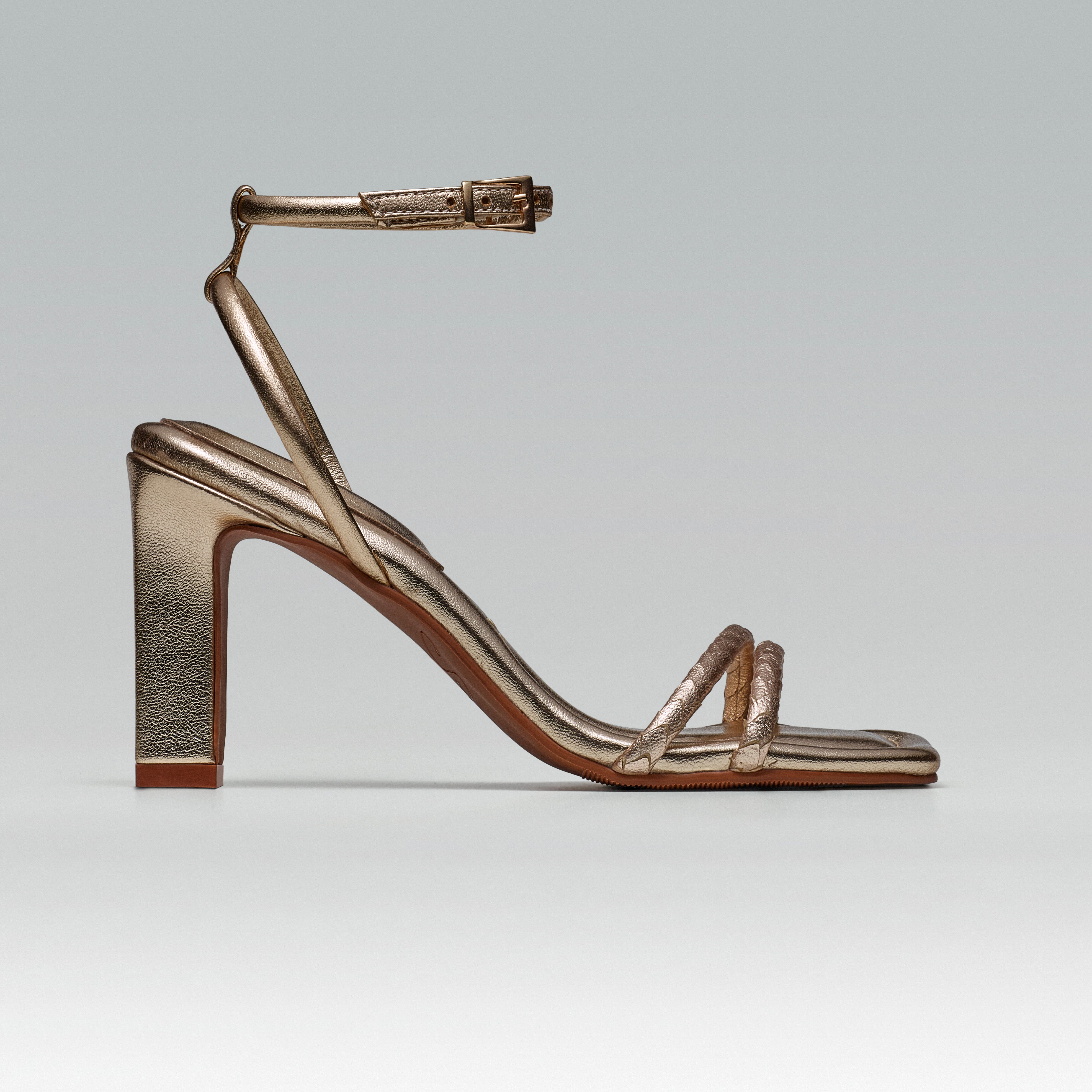 Sandália Couro Salto Alto navalhado Bianca ouro light