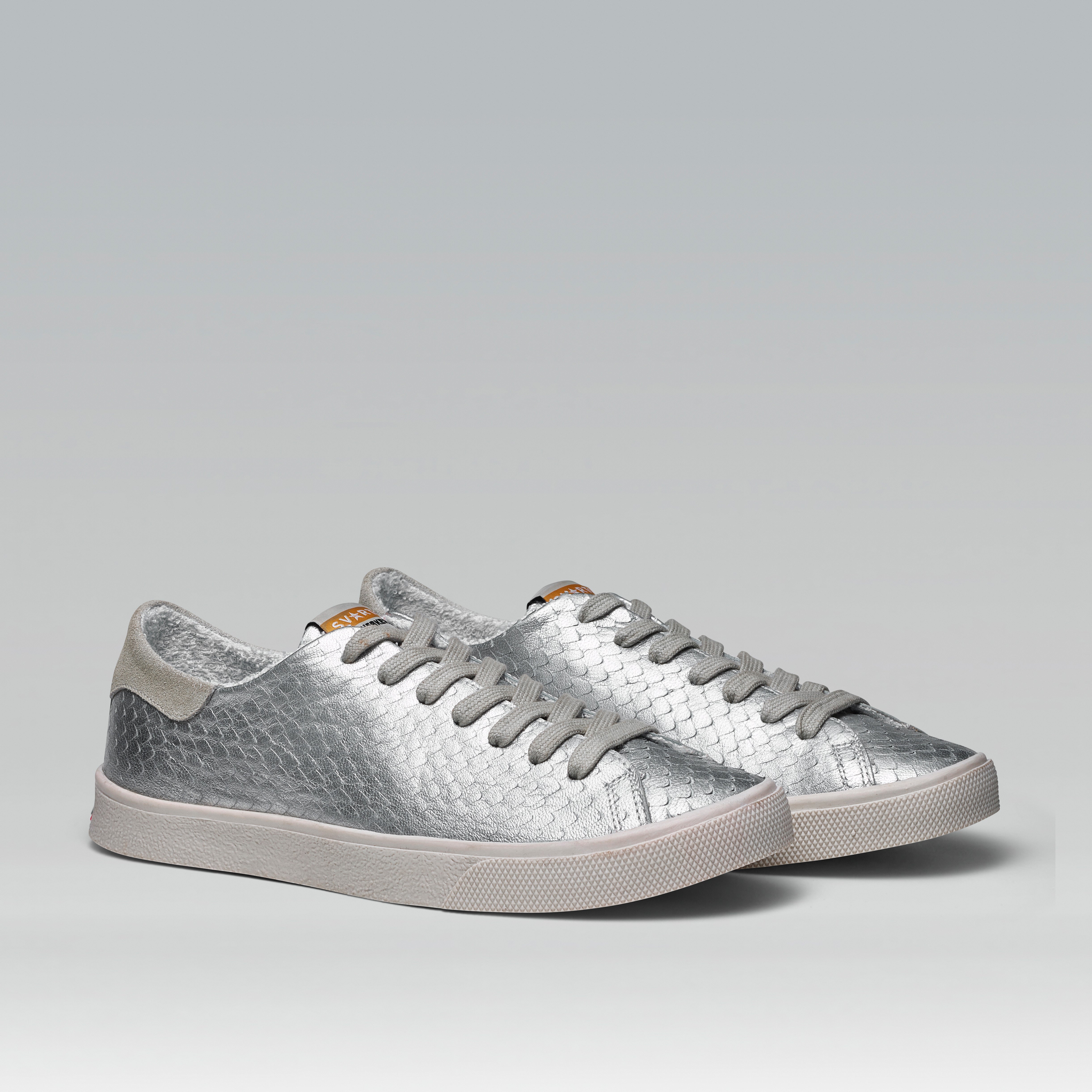 Tênis Adri Couro Snake Prata