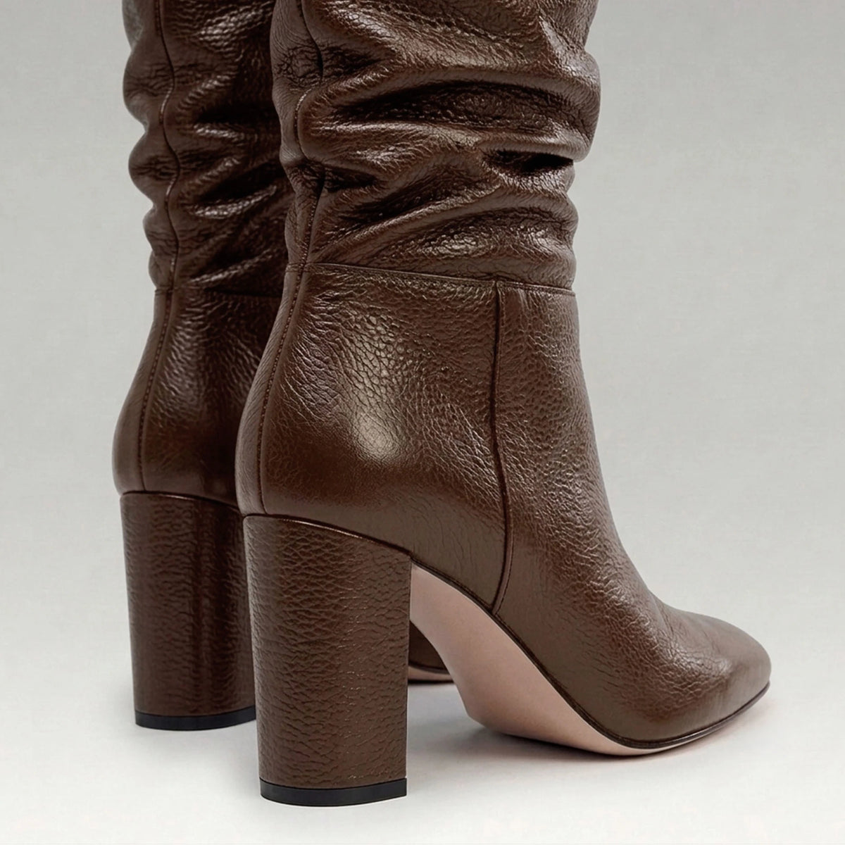 Bota Couro Salto Bloco Nina Chocolate
