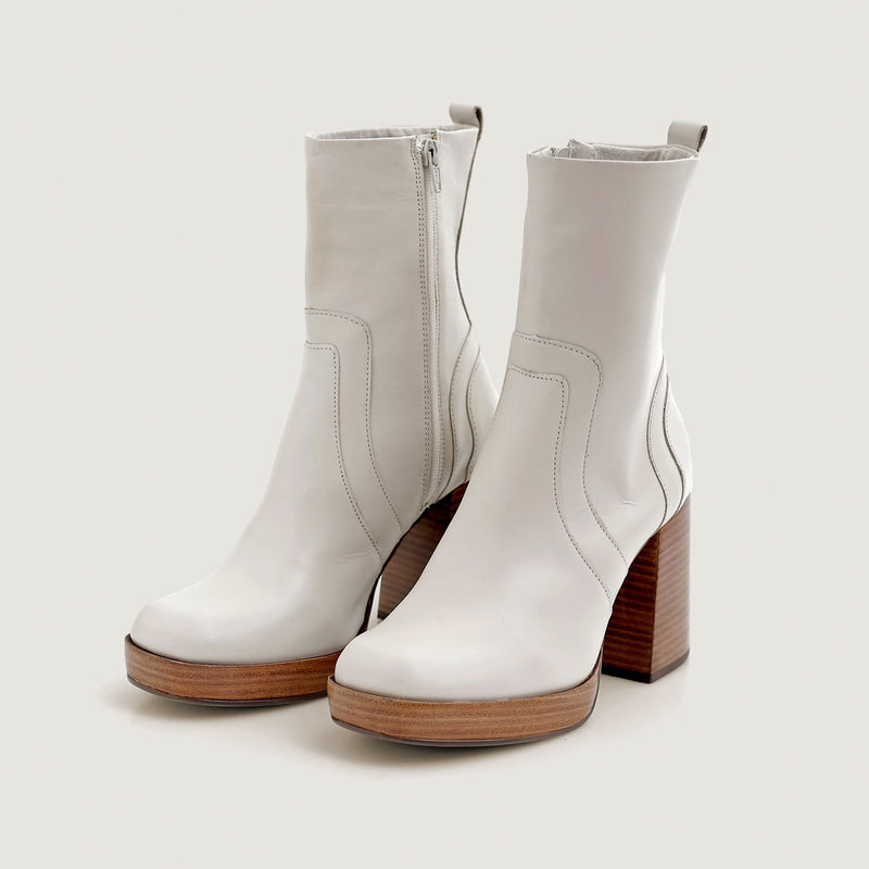 Bota Plataforma Shantal Couro White