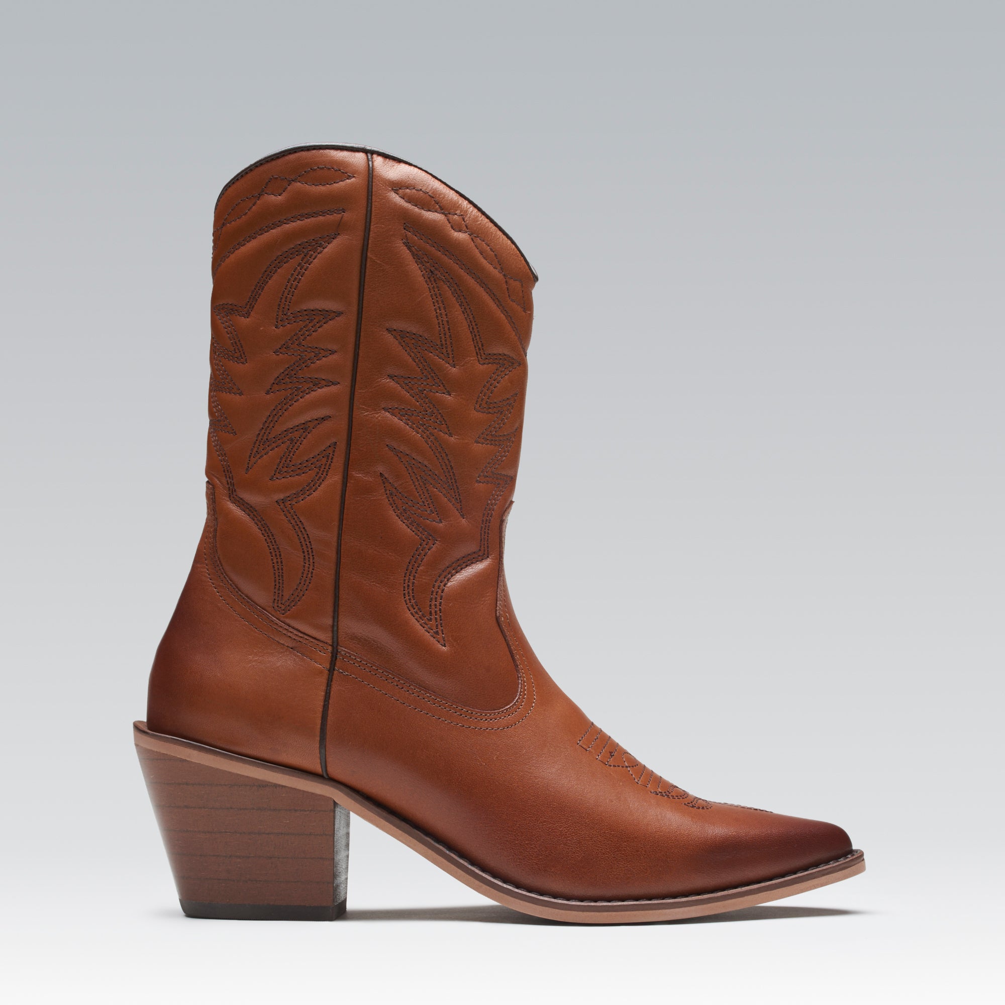 Bota Western Cano Médio Couro Tan